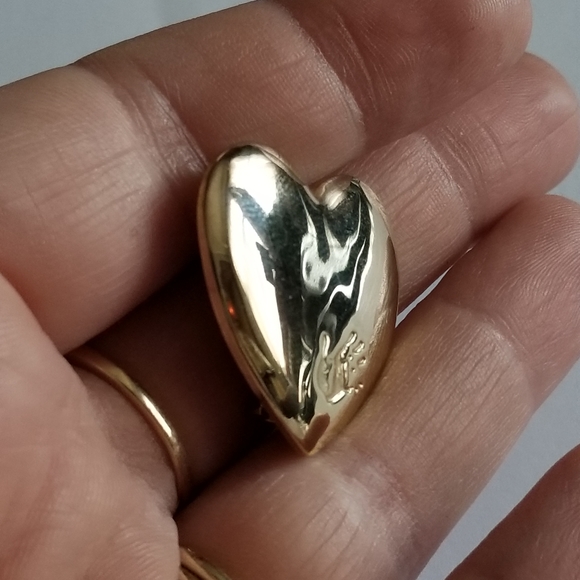 Vintage brooch The Variety Club heart with handprint broach pin gold tone - Picture 3 of 8